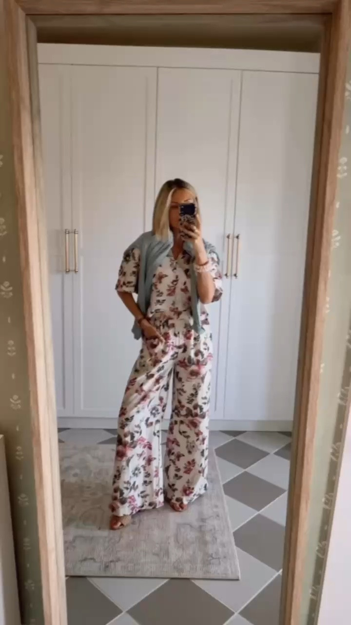 The matching set you’ll wear on repeat 👏🏼 wearing XS.

Loverly Grey, Cleobella, floral matching set, spring fashion, spring outfit ideas 

#LTKootd #LTKSeasonal