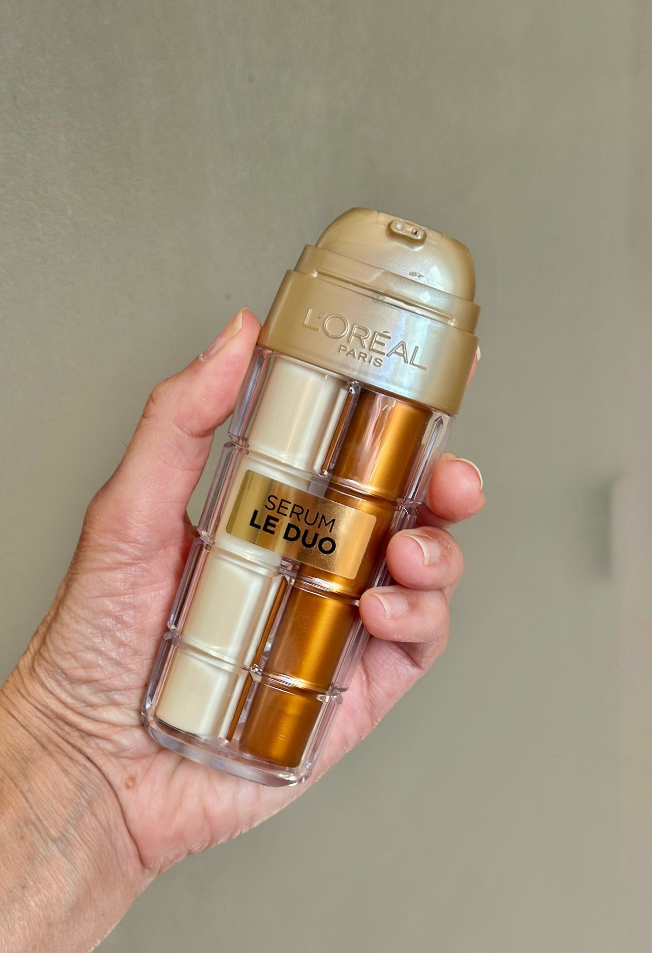 If you’re looking for an amazing serum, look no further. L’Oréal’s Age Perfect LE DUO serum leaves my skin, both soft and hydrated.

#LTKBeauty
