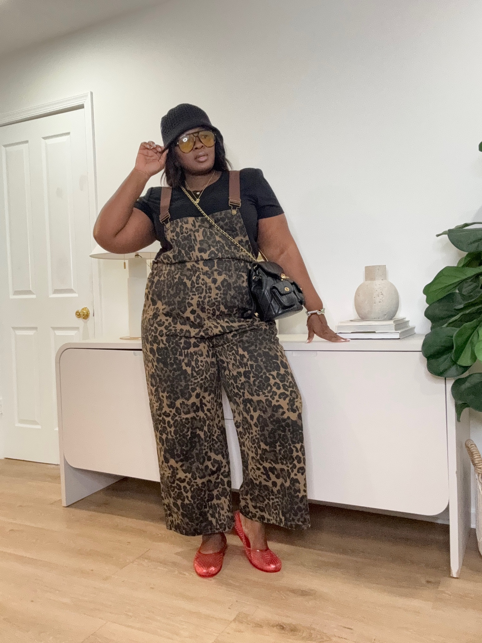 Not me discovering leopard print was never “too much”… I just needed the RIGHT version. This outfit feels playful, stylish, comfortable, and surprisingly versatile for brunch, errands, casual days, or travel outfits. #PlusSizeFashion #CasualChic #CurvyStyle #StatementStyle #RichAuntieStyle #EffortlessFashion #LTKStyle #ComfortableFashion #EverydayOutfit #LTKSeasonal #LTKootd

#LTKSeasonal #LTKootd #LTKMidsize