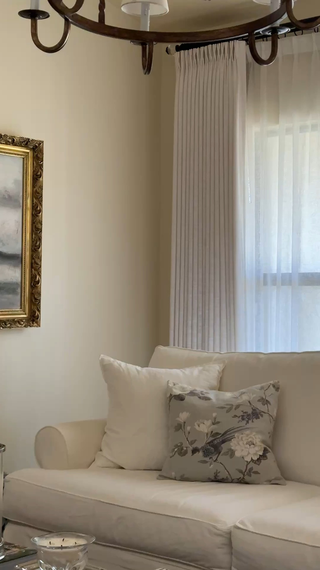 Living room drapery details.

Sheer Drapes. Pinch Pleat Drapes. Linen Drapes. Neutral Home. Window Treatments. LavenderRoseHome

#LTKHome