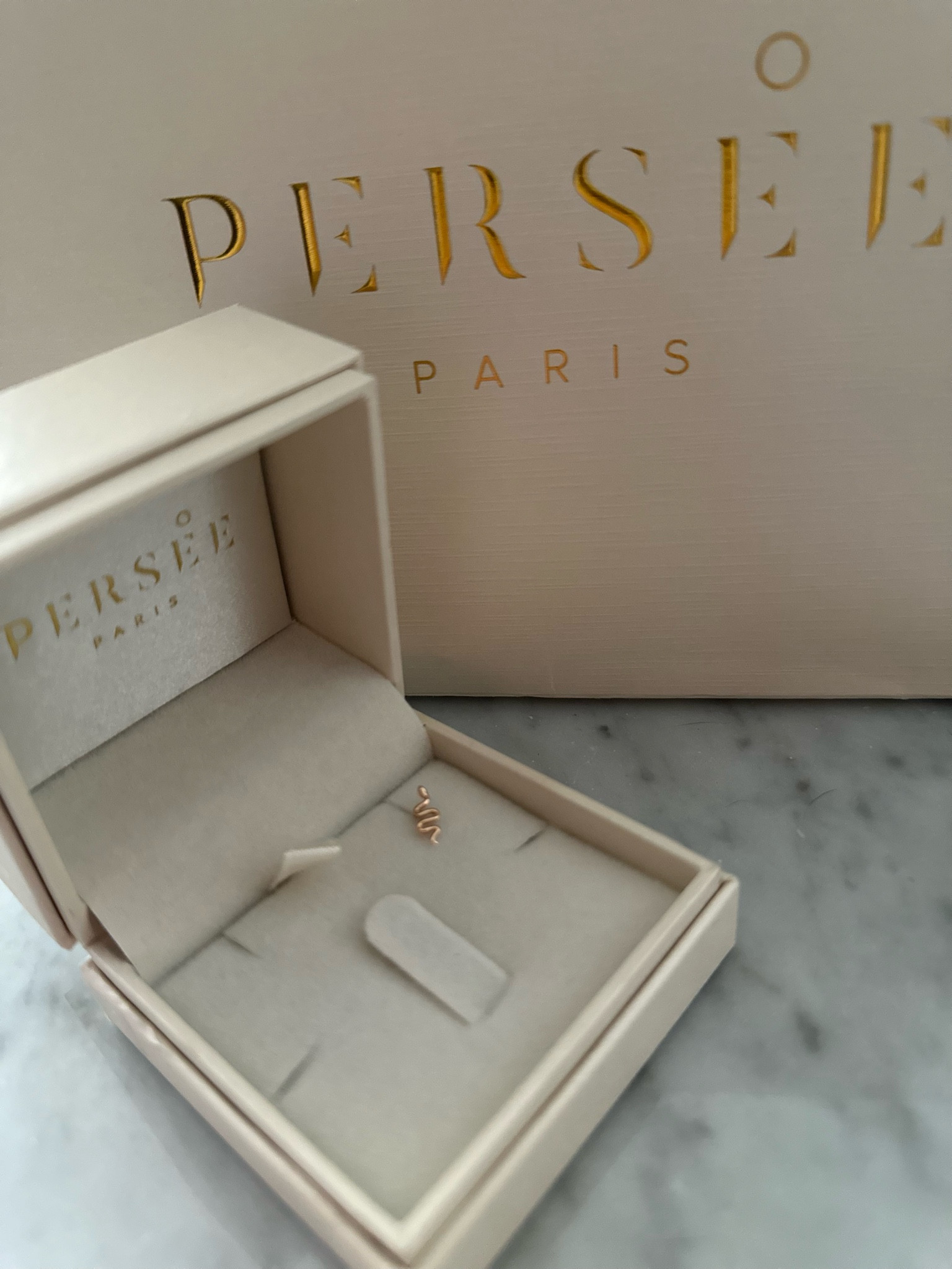 Like a snake shedding its skin… 🐍💚
Welcoming this cute serpent earring to my jewelry collection ☺️

#LTKNYFW #LTKWorkwear #LTKStyleTip