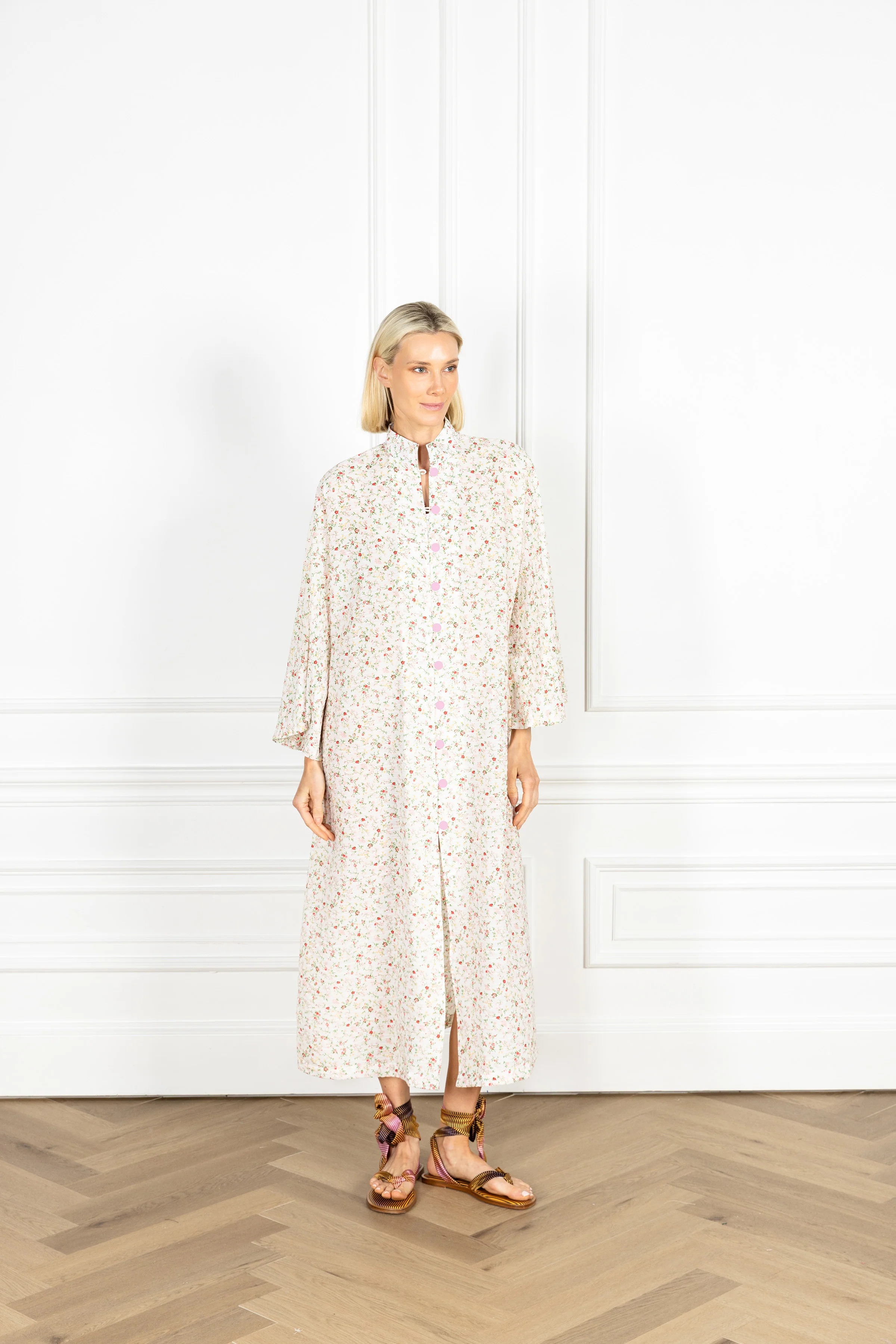 Rosebud Textured Maxi Open Front Caftan | La Vie Style House