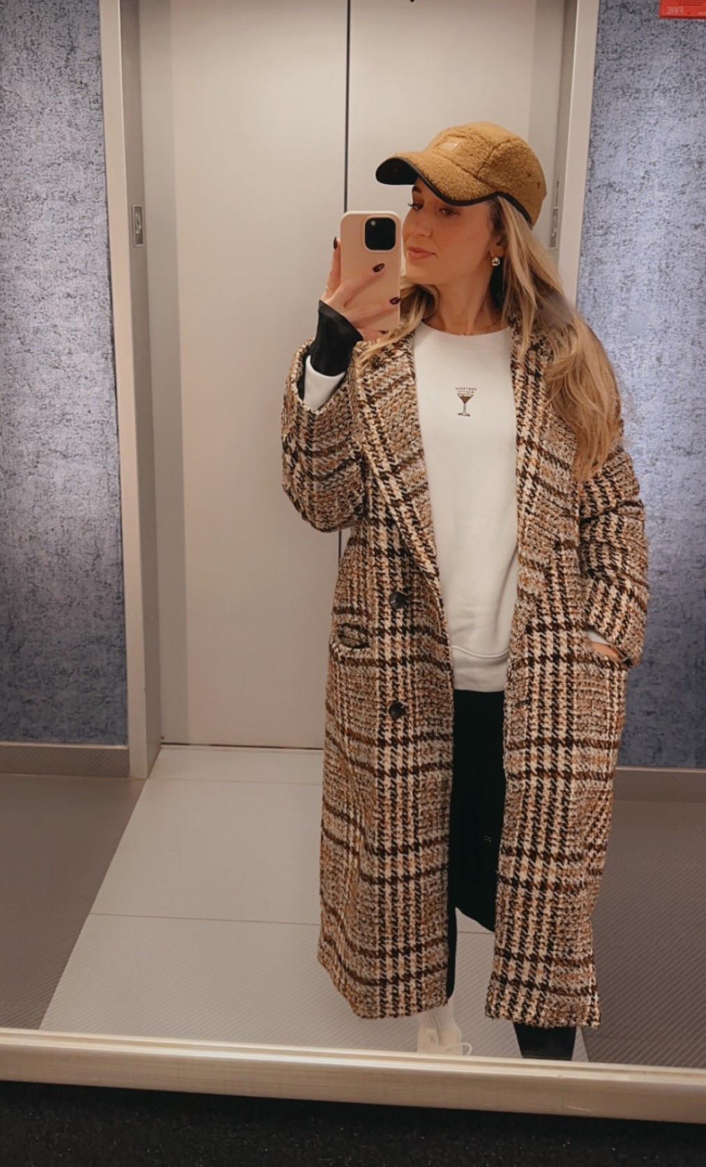 Ready for fall & cozy layers 🍁☕️🤎 #fallcoats #fallfit 

#LTKSeasonal