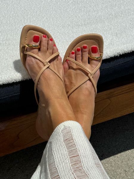Summer sandals - true to size! 

#LTKStyleTip #LTKShoeCrush #LTKFindsUnder100