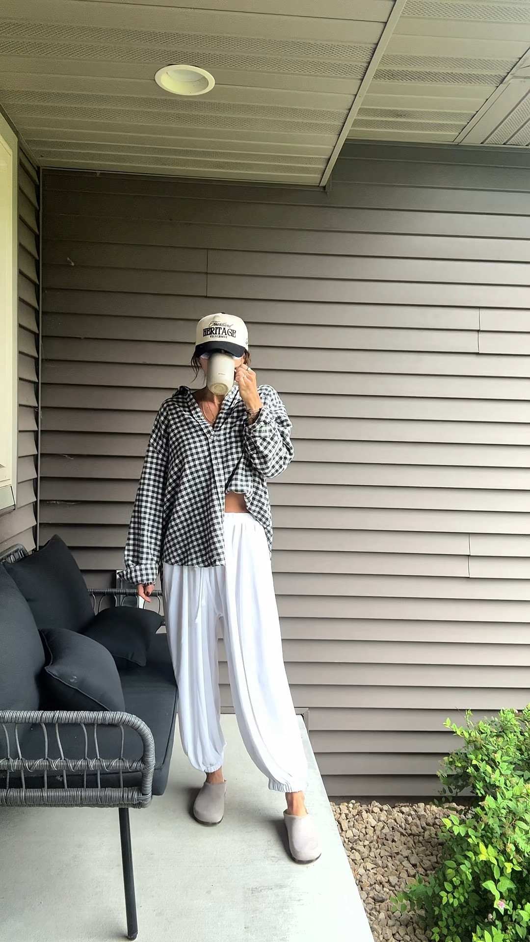 School drop off outfit, comfy but put together 
True to size in the pants and the top they are perfectly oversized 


#LTKCon #LTKStyleTip #LTKFindsUnder50