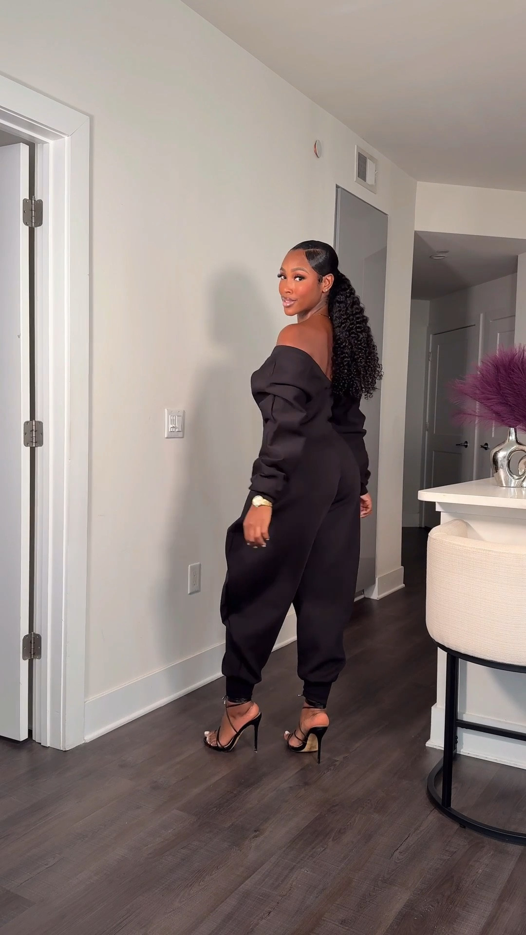 This jumpsuit is so tea! The silhouette and length are chef’s kiss 😘 🖤

#LTKootd