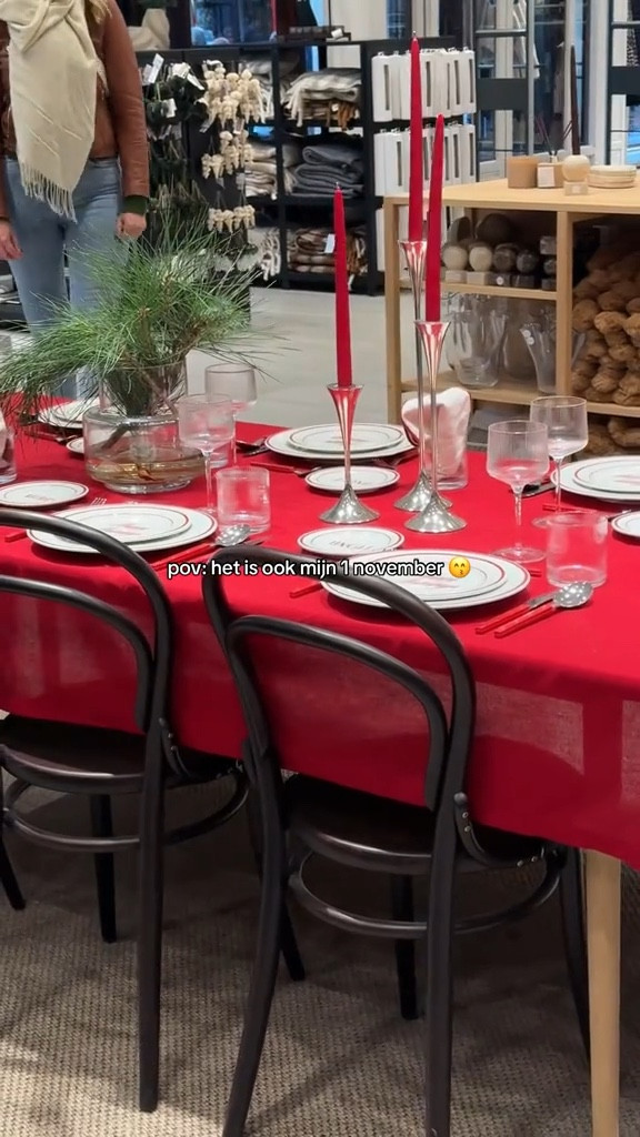 H&M Home Christmas Collection >>>

🏷️: dishware, borden, kerst 2025, Xmas, holiday collectie, nieuw, versiering, budget proof

#LTKwinter #LTKfestive #LTKnederlands