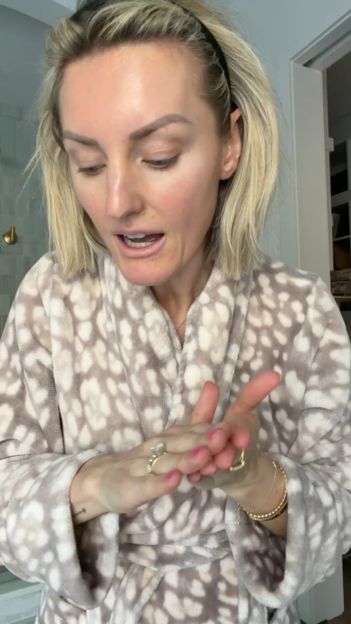 I’ve truly noticed such a different in the texture of my skin after using these products! Such a great time to stock up on them or try them out for the first time while they’re 20% off! #ubeautypartner @ubeauty 

Loverly Grey, Ubeauty, skincare, beauty finds 

#LTKBeauty #LTKSaleAlert #LTKgrwm