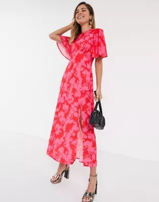 Style Cheat – Wadenlanges Kleid mit Flatterärmeln und kontrastreichem Blumenmuster in Rot | ASOS DE