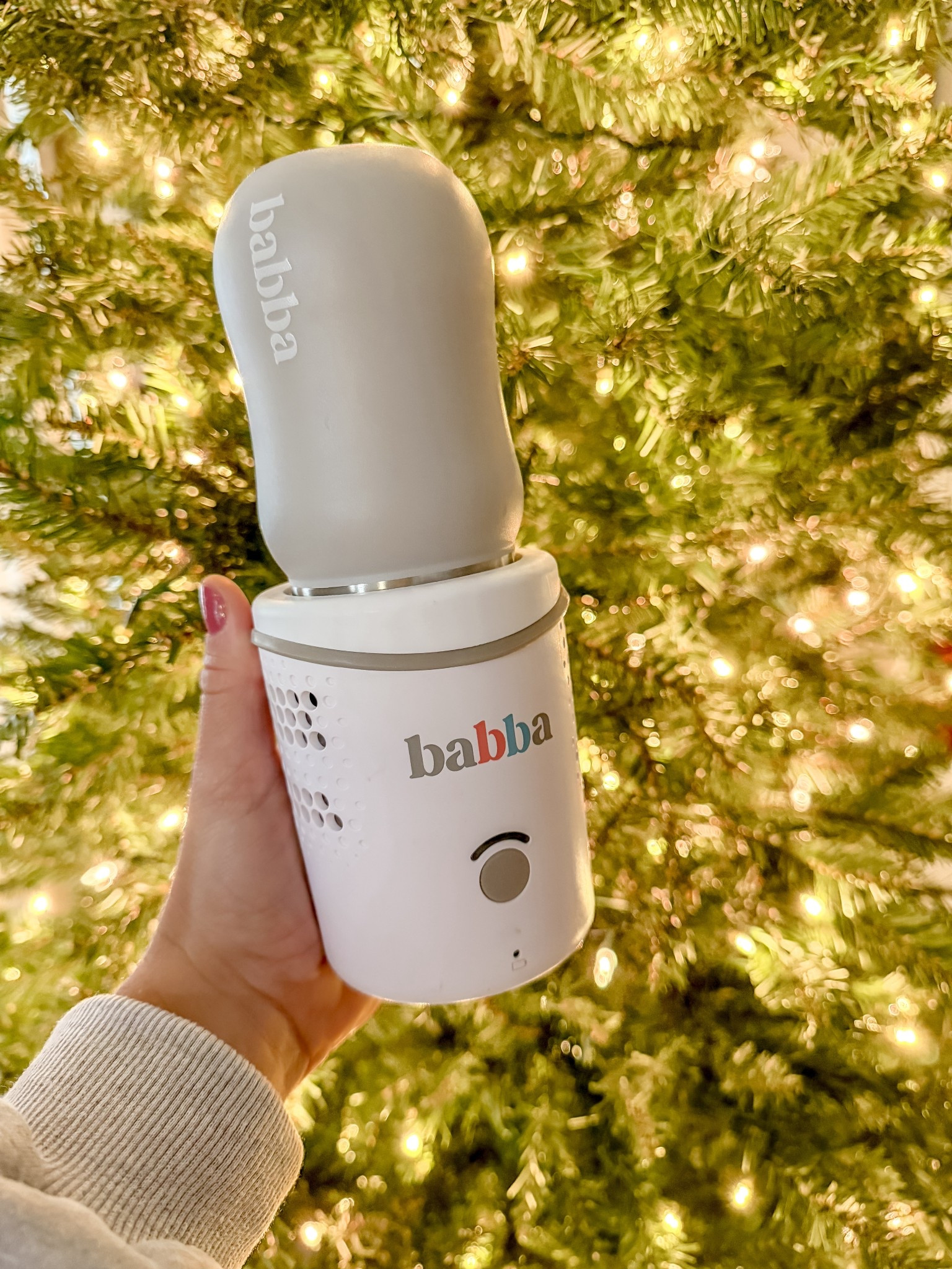 Moms, we all know how challenging outings can be when having to figure out breastfeeding, pumping, keeping milk cold, warming it up etc. Well, @babba_official makes it easier than ever! The only bottle cooler AND warmer!! Plus, if you use the app, you can set a time for your milk to automatically start warming!



#LTKBaby #LTKmomlife #LTKBump