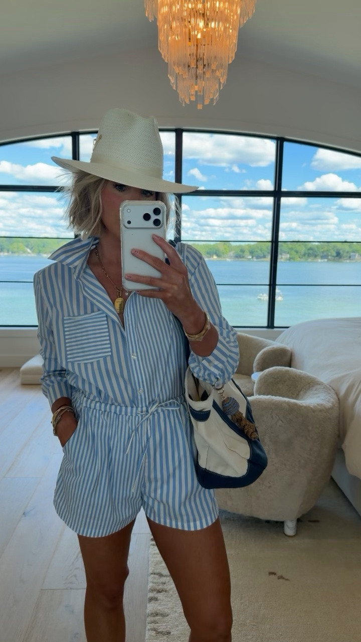 This new set from target 🎯 😍 hat is on sale!