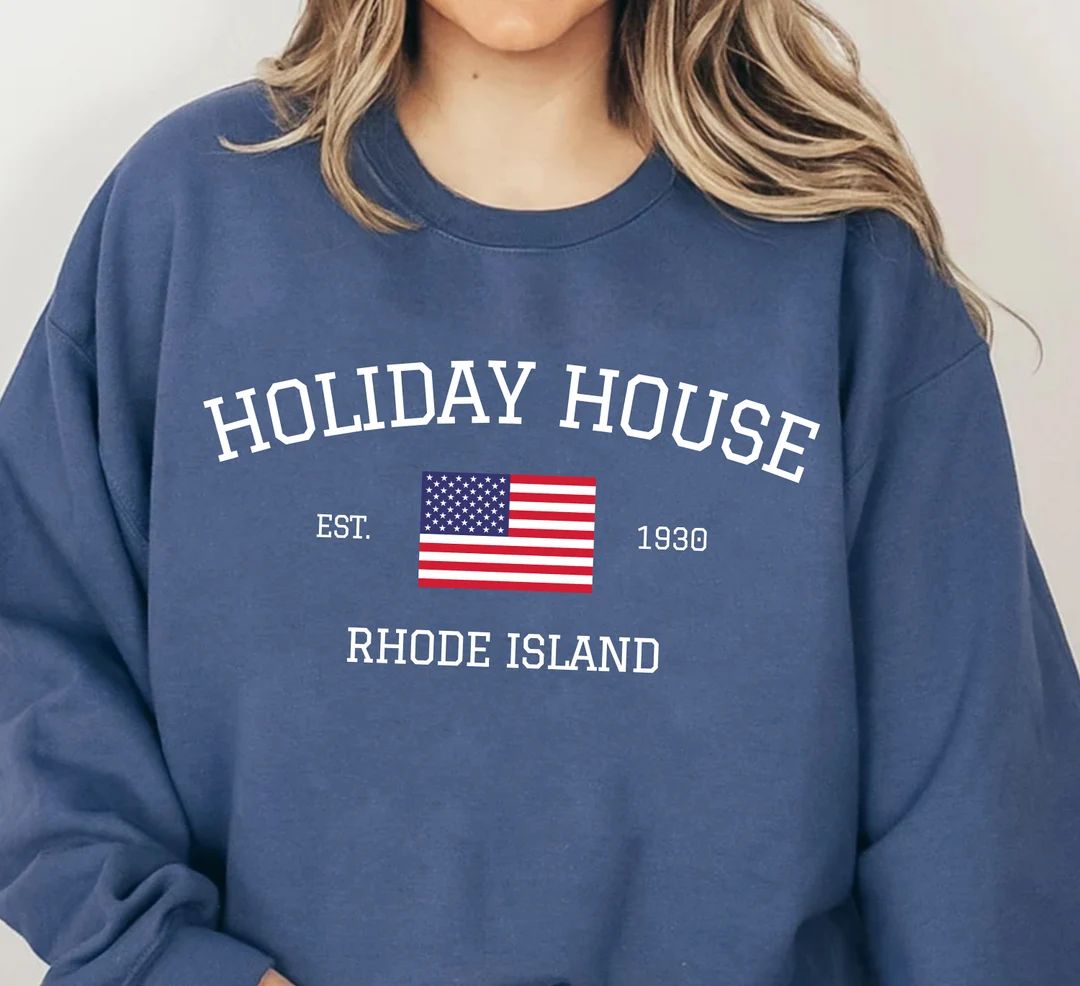 Holiday House Taylor Swift Sweatshirt Minimalist Swiftie - Etsy | Etsy (US)