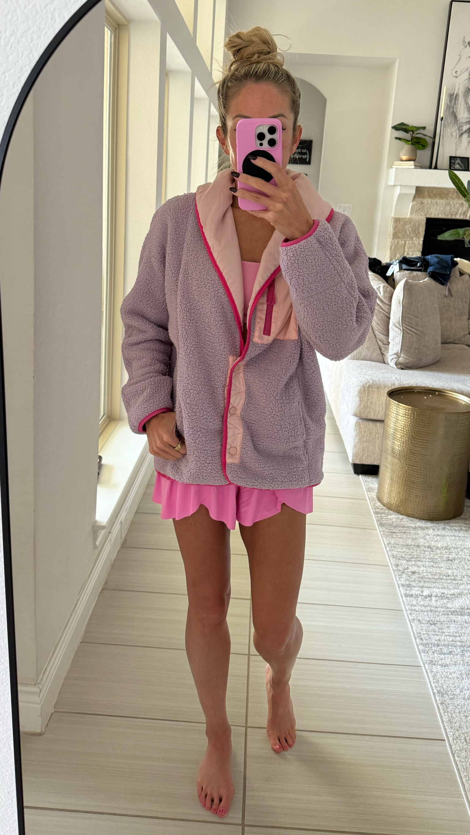 🩷🩷🩷🩷

Workout outfit of the day 