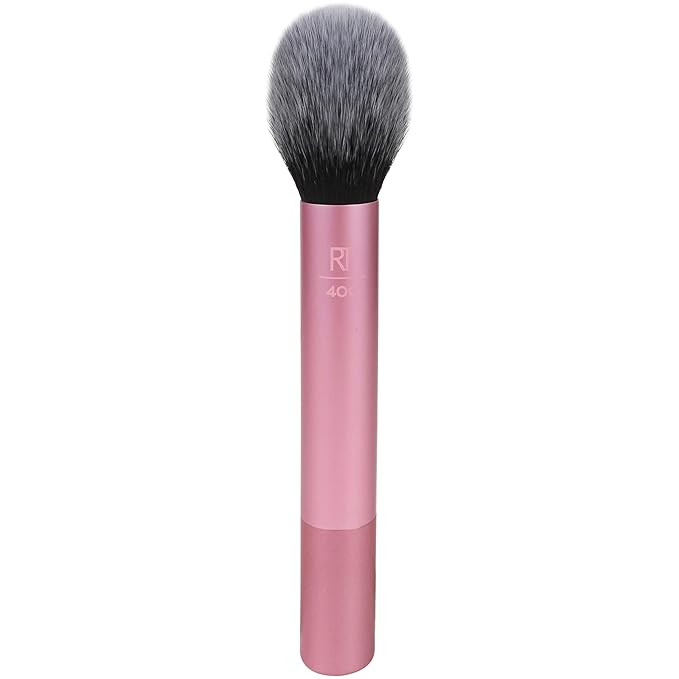 Real Techniques Ultra Plush Blush Makeup Brush, For Loose, Cream, or Pressed Blush, Rosy Glow Che... | Amazon (US)