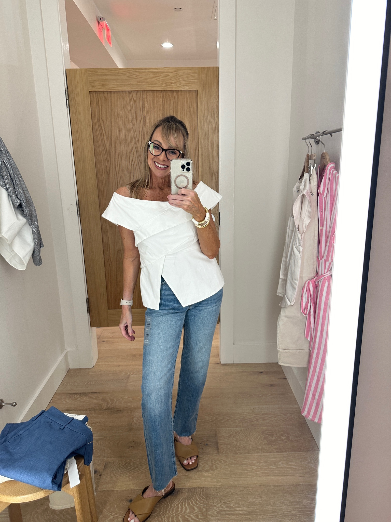 New arrivals are 30% off
Wearing a 4 in the top, jeans run TTS


#LTKOver40 #LTKSaleAlert