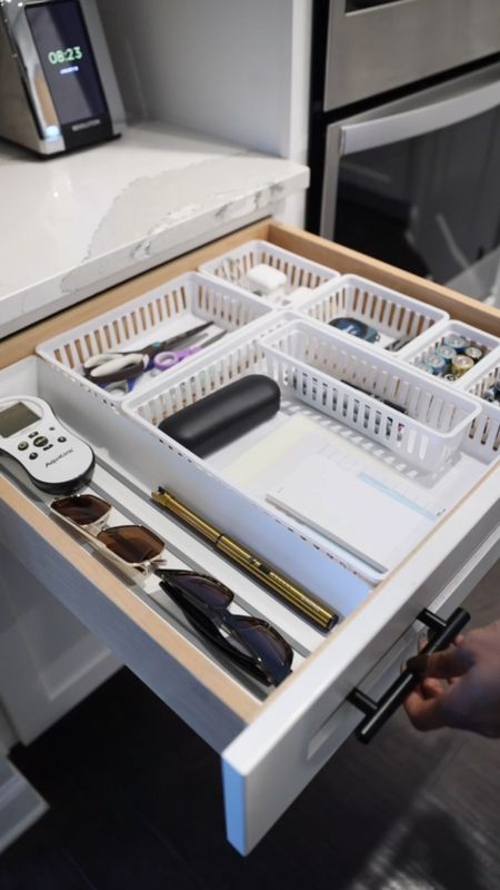 Junk Drawer Organizing #kitchenorganizing

#LTKunder50 #LTKFind #LTKhome