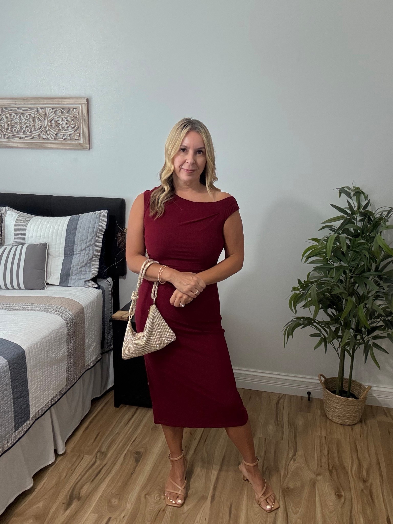 Winter wedding guest dress under $39 I’m wearing a medium

#LTKFindsUnder50 #LTKWedding #LTKOver40