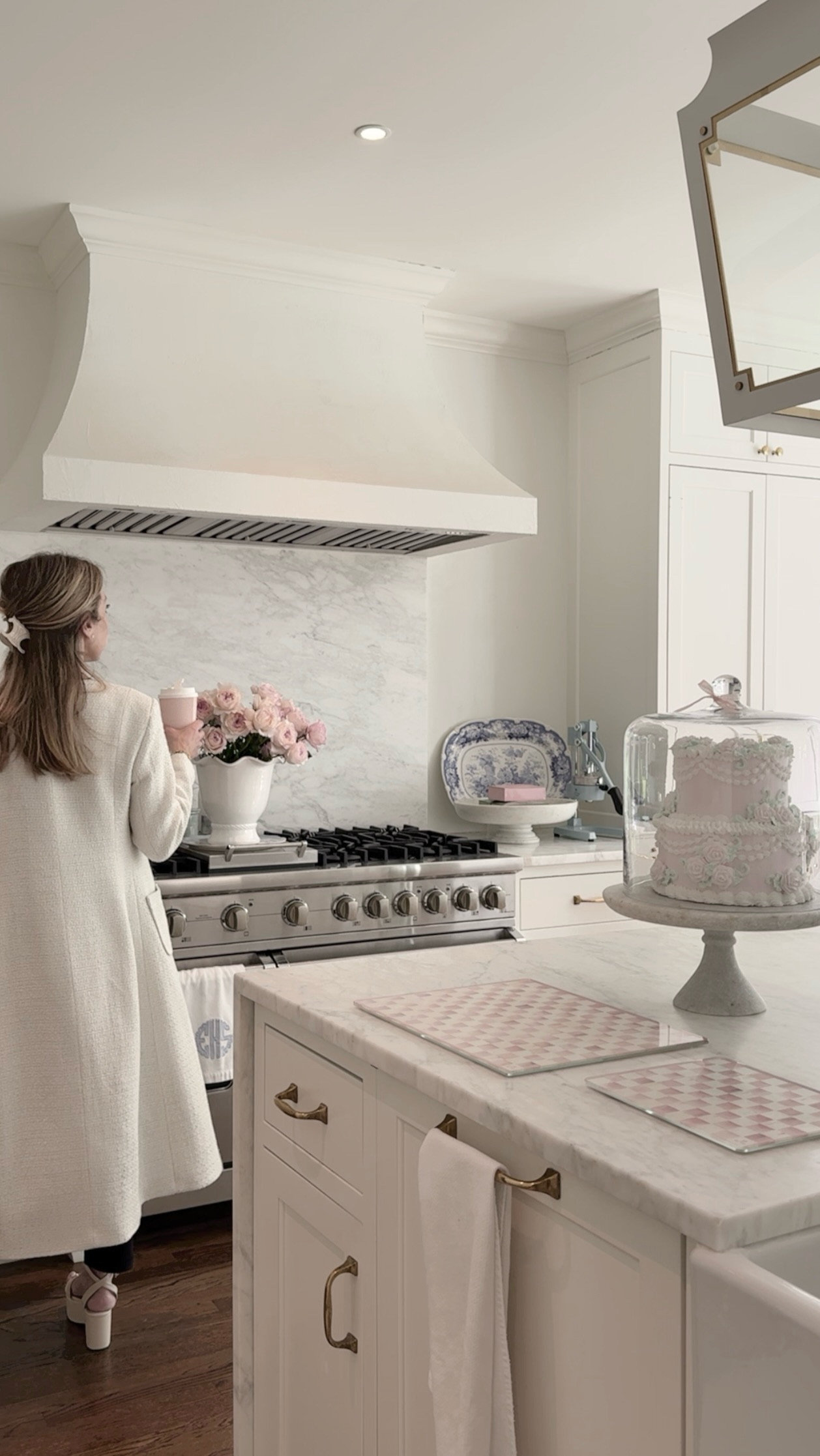 Mother’s Day gift idea day two! These glass cutting boards are the perfect solution for someone looking for a non toxic (and pretty) option! Under $60 and something that will get used daily!

#LTKGiftGuide #LTKHome #LTKStyleTip