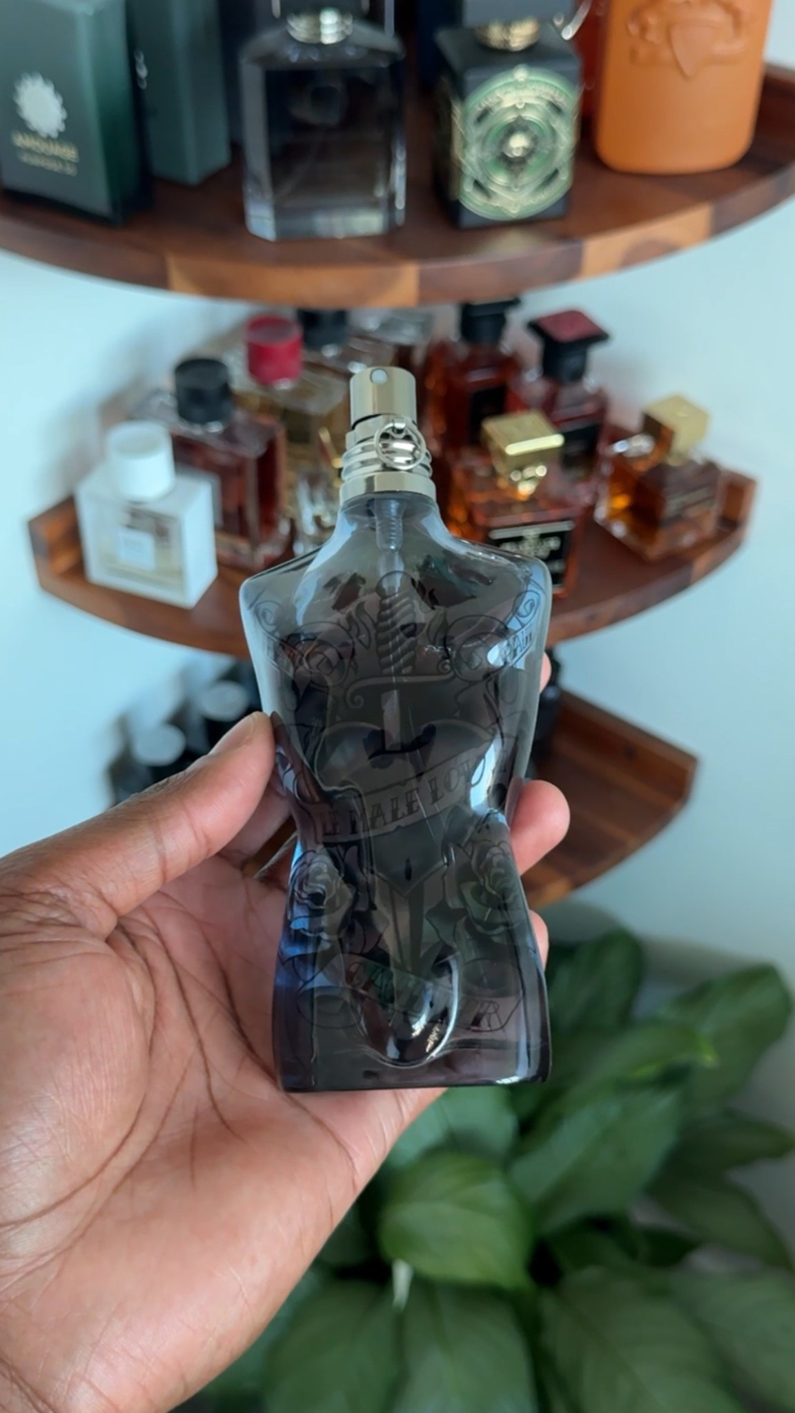 Jean Paul Gaultier Le Male Lover

Creamy. Smooth. Fresh. Spicy.