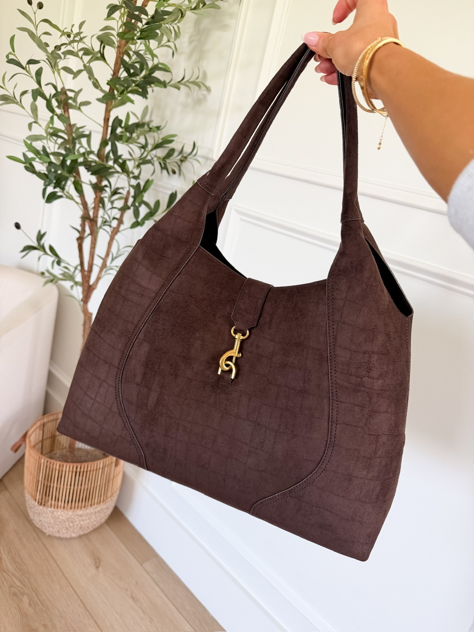 it’s giving designer 🤩🤩🤩 loving this new tote from Target!

#LTKSeasonal