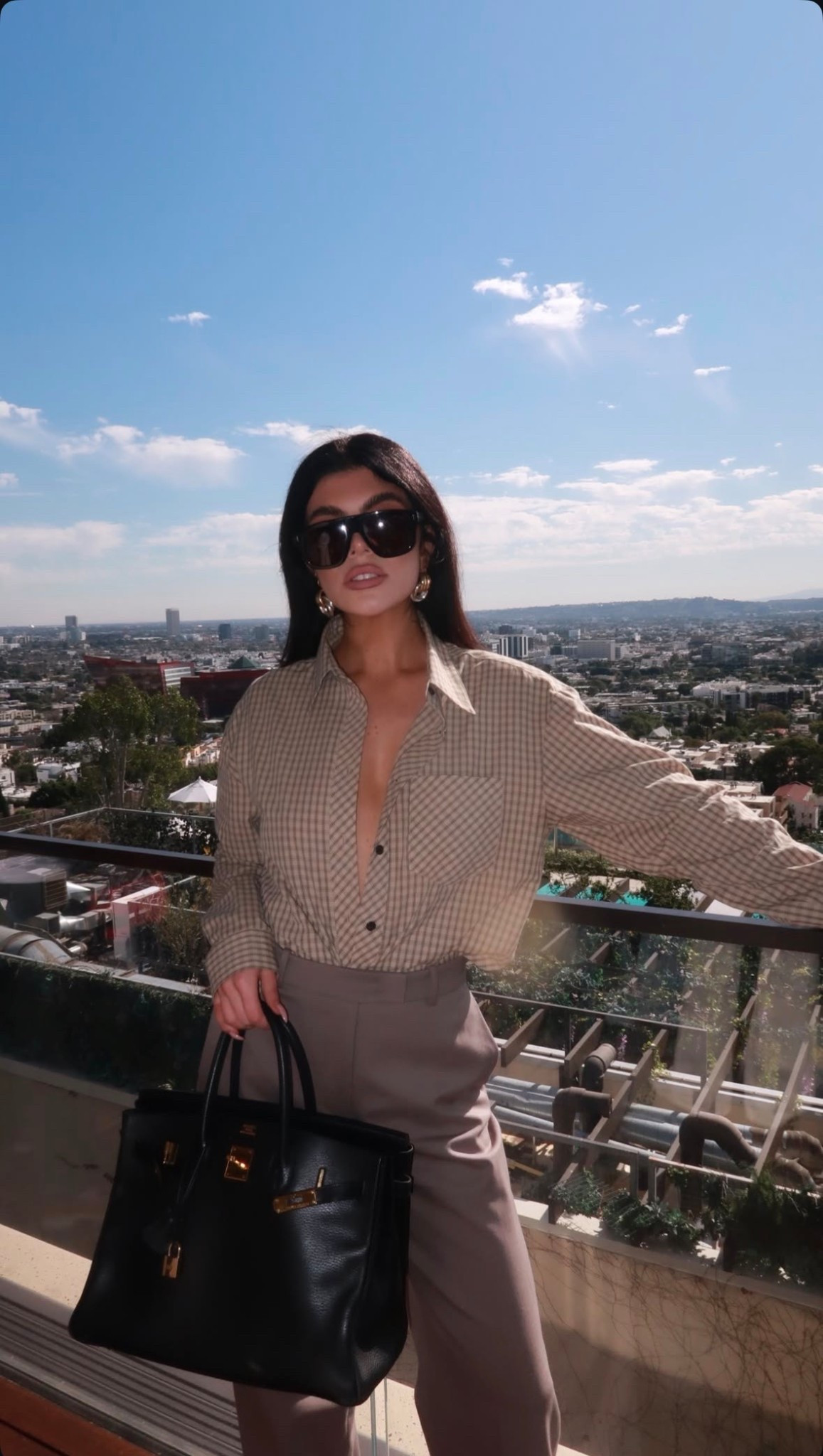 Quick trip

Business chic style inspo, button down shirt styling, elevated business casual, luxury brands

#LTKWorkwear #LTKootd #LTKgrwm