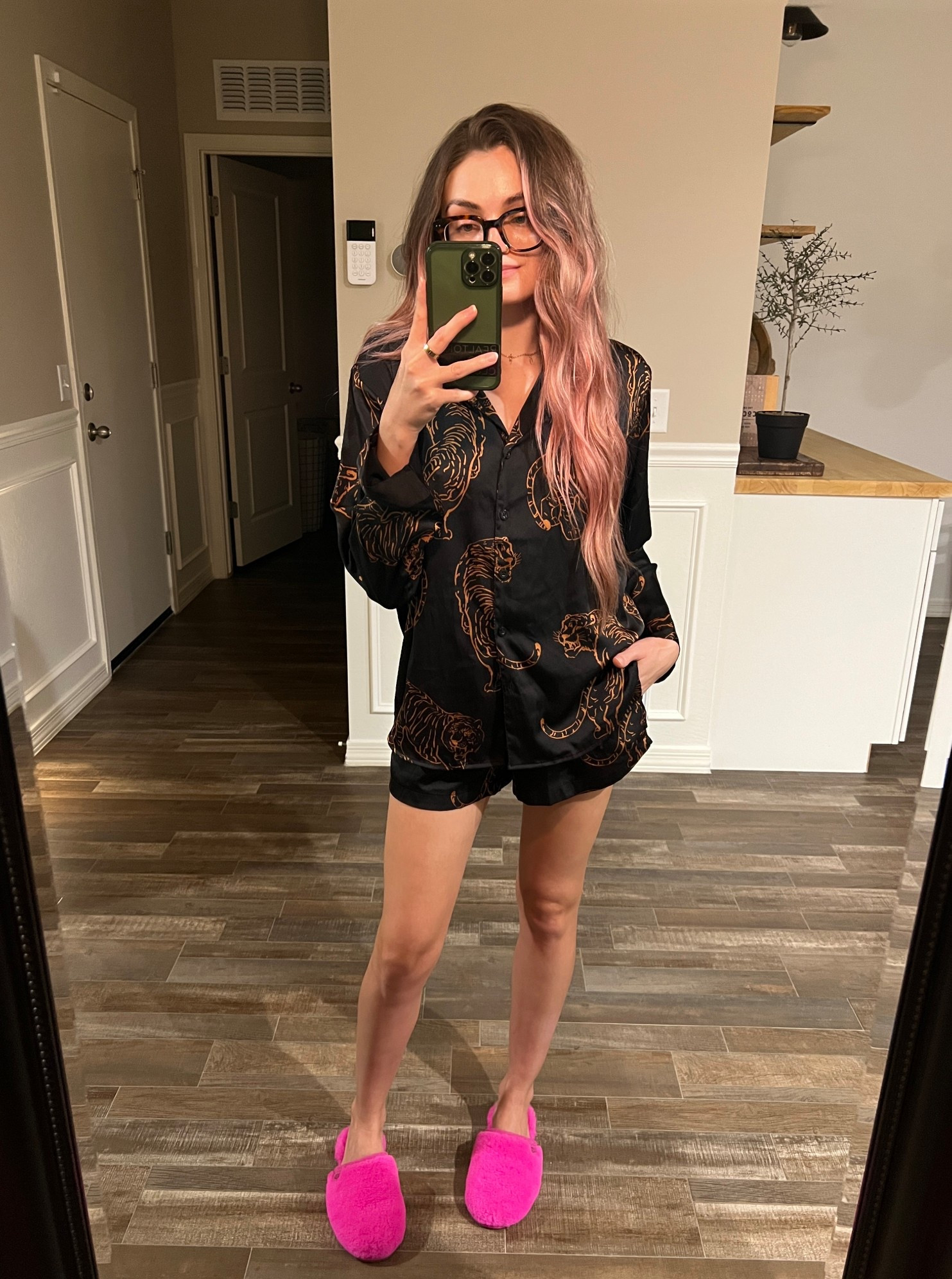 My new favorite pj set is a cat lady’s dream ✨☁️🐅  (it’s me, I’m the cat lady lol)

affordable, satin pajamas, pajama set, chic, comfortable, pockets, black, tiger set, neutral, comfy, cozy, cute outfits for home, at home clothing, clothes for staying in, homebody, night in

#LTKHome #LTKSeasonal #LTKFindsUnder50