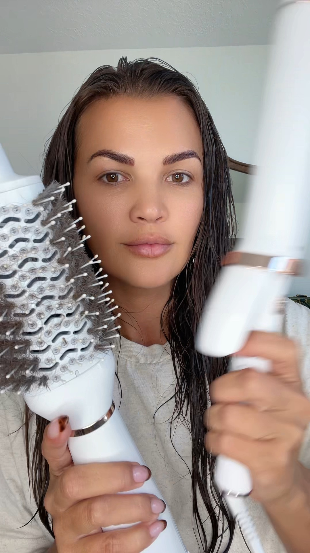 My go-to hair tools 
T3 AIREBRUSH
T3 SINGLEPASS CURL 1.5” 
20% off with code: KRISTINT320 





#LTKBeauty