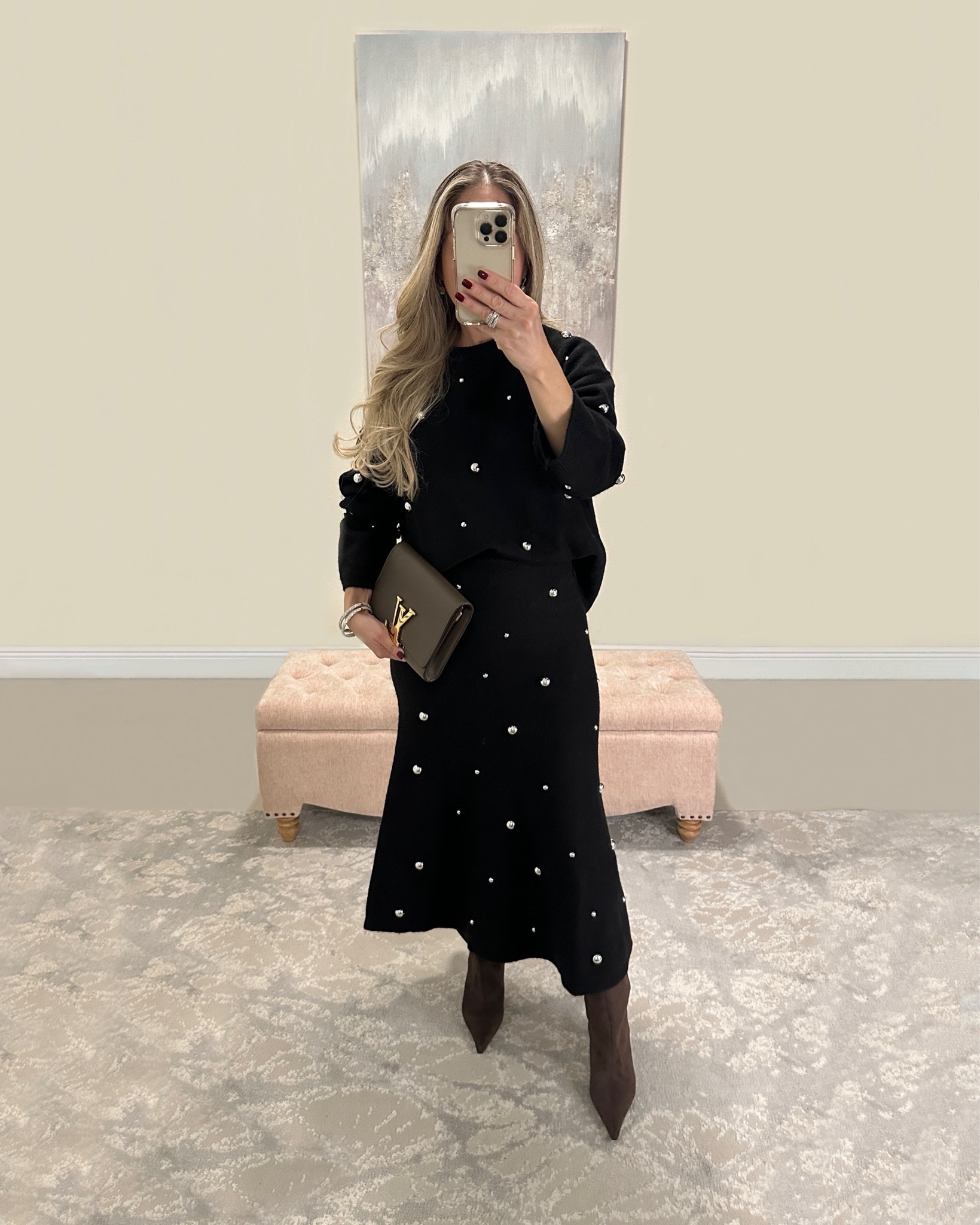Holiday Fashion. Winter Fashion. Knit Set. Sweater weather. Black sweater. knit skirt. H&M style. Affordable fashion finds 💫

#LTKHoliday #LTKootd #LTKFindsUnder100