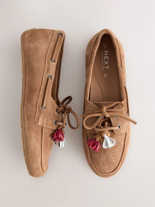 The cutest boat shoes and under $100!!