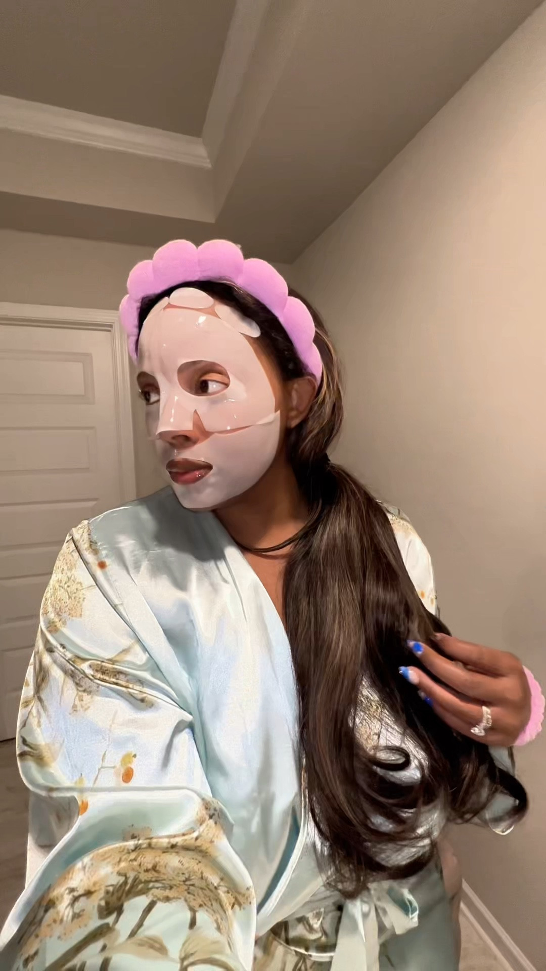 Skincare mask with collagen to help minimize pores for glass skin ✨ also lip jelly I use for overnight hydration on my lips.

Cute pj set with robe (comes with 4 items) 🩵 also headband and wristband set is a must because it helps control water from getting everywhere 

#LTKPlusSize #LTKStyleTip #LTKBeauty
