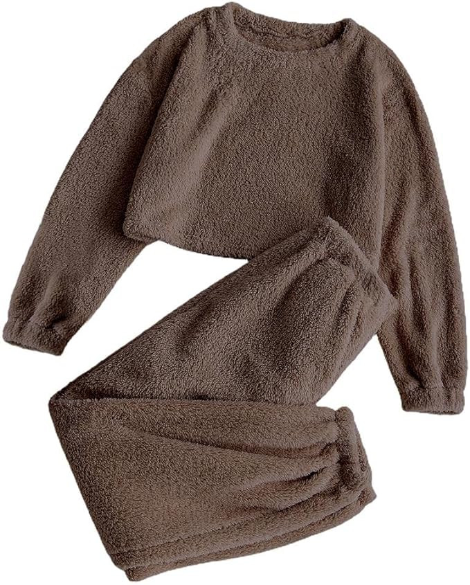 ZAFUL Women's Fuzzy Lounge Casual Pajamas Sets Long Sleeve Fleece Pullover and Pants Set 2 Piece ... | Amazon (US)