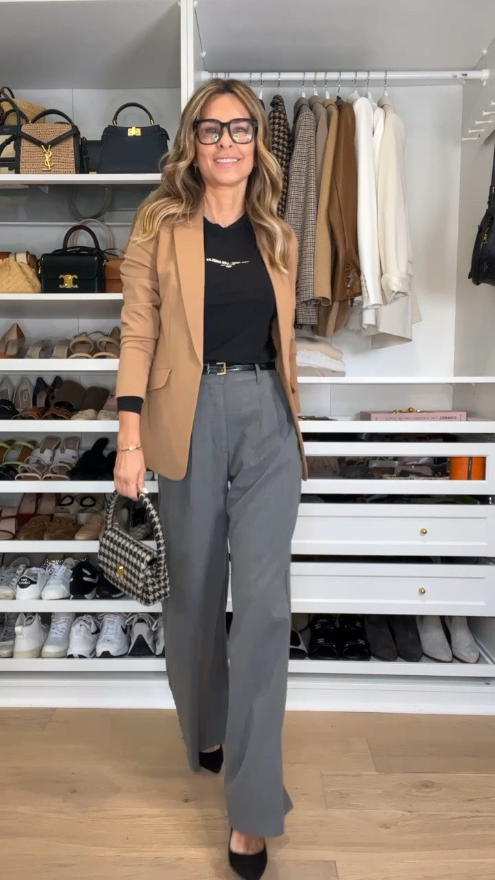 Blazer I love TTS SZ XS
Los Angles to NY tee I sized up to a M
Trousers TTS XS
Anine Bing sweatshirt SZ S
Yummy slim, thin and soft joggers SZ XS


#LTKworkwear #LTKunder100 #LTKstyletip