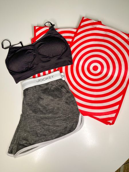 In love with these @jockey pieces from @target! They are SO soft and comfy. I wear a large in the bralette and a medium in the shorts! @targetstyle #targetpartner #target 

#LTKbump