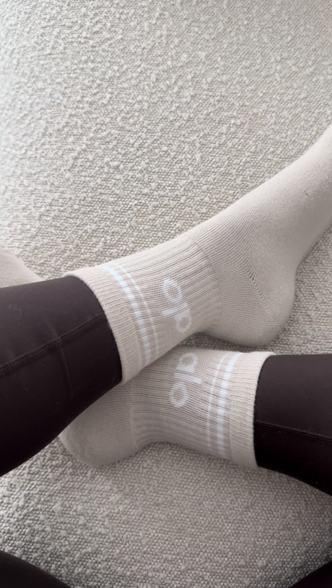 Alo Socks #alo #crewsocks #alofinds #beigeaesthetic #neutrals #neutralgirlie #alosocks #socks #activewear

#LTKFindsUnder50 #LTKActive #LTKSeasonal