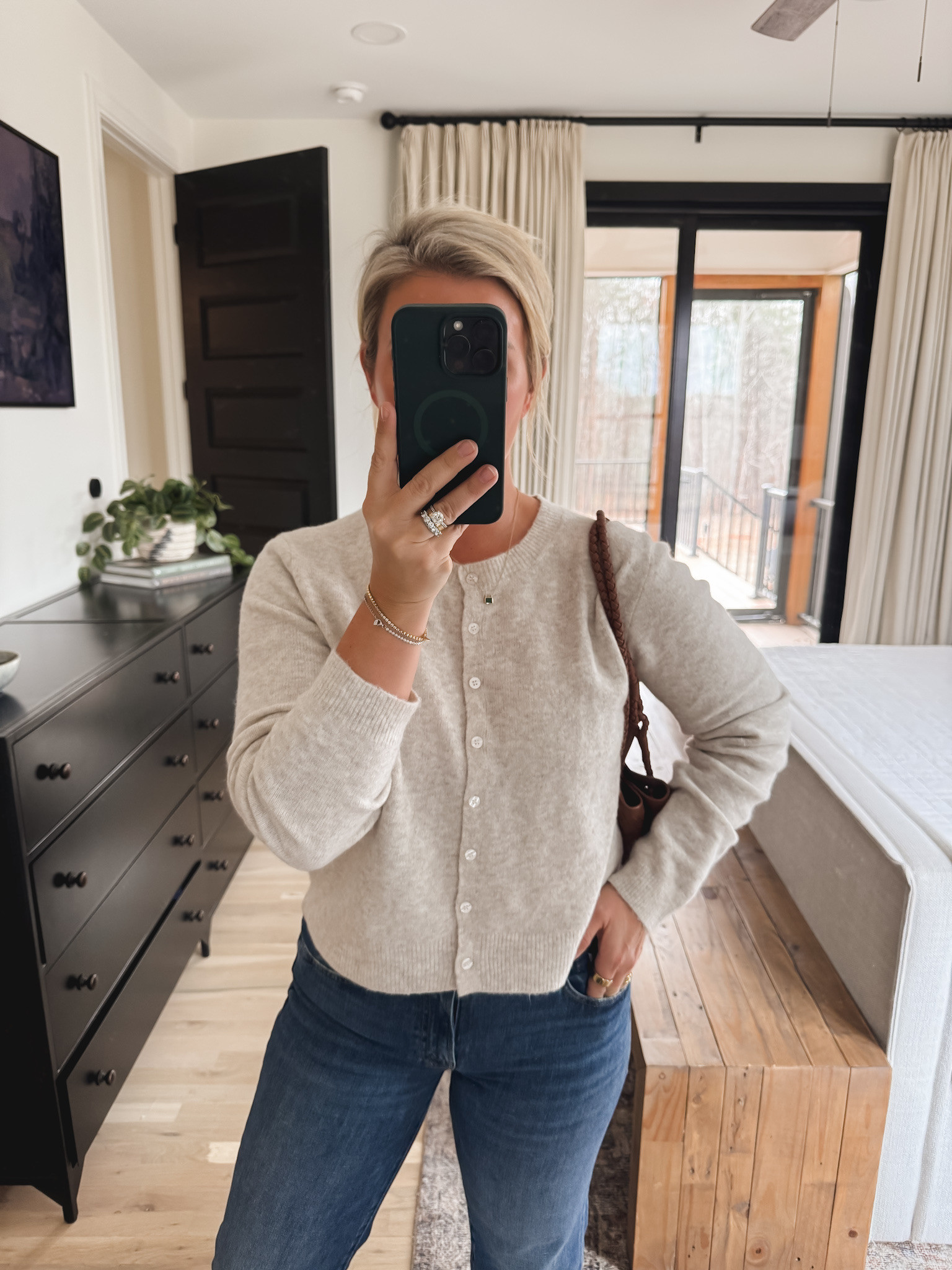 Loving this cardigan 

 #LTKSeasonal