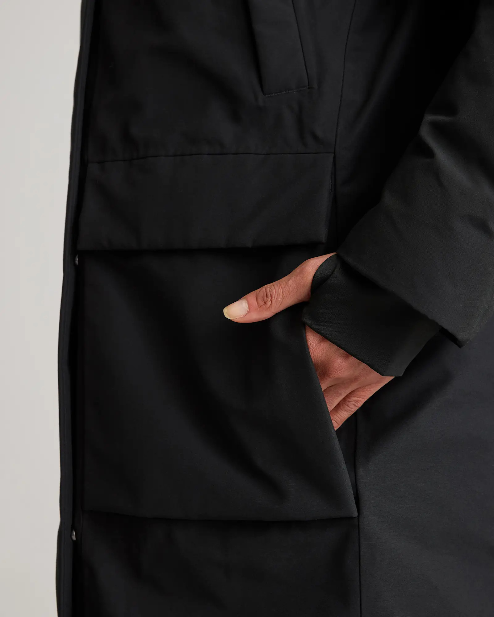 Responsible Down Hooded Long Parka in Black | Quince