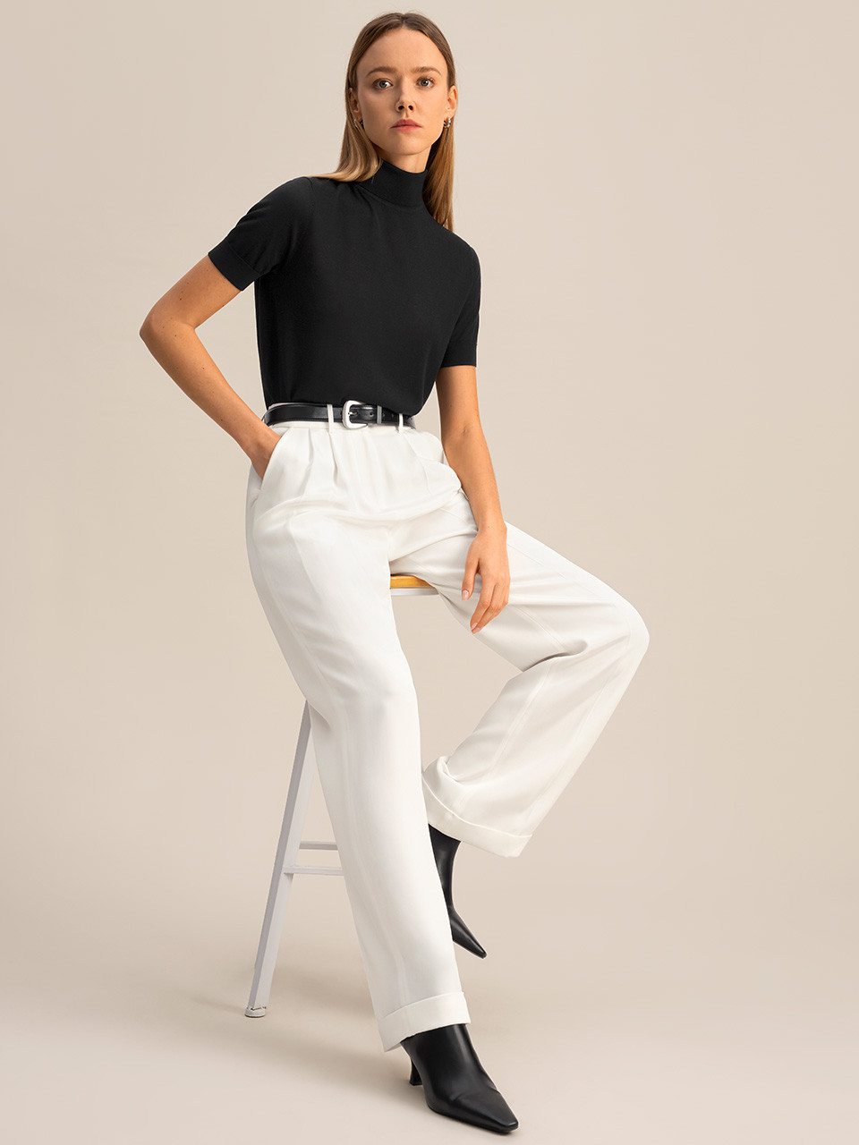 Timeless Pleated Wide-Leg Dense Silk Trousers | LilySilk