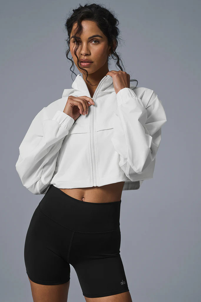 Cropped Playmaker Jacket | Alo Yoga (US)