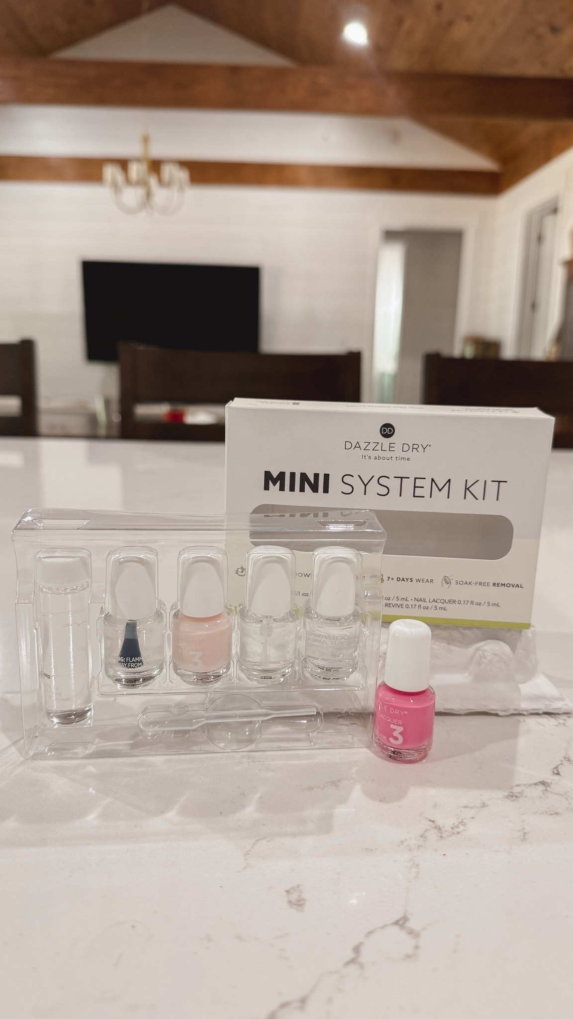 Non toxic fingernail polish 🤭 the extra pink is called Soulmate!

#LTKSaleAlert #LTKselfcare