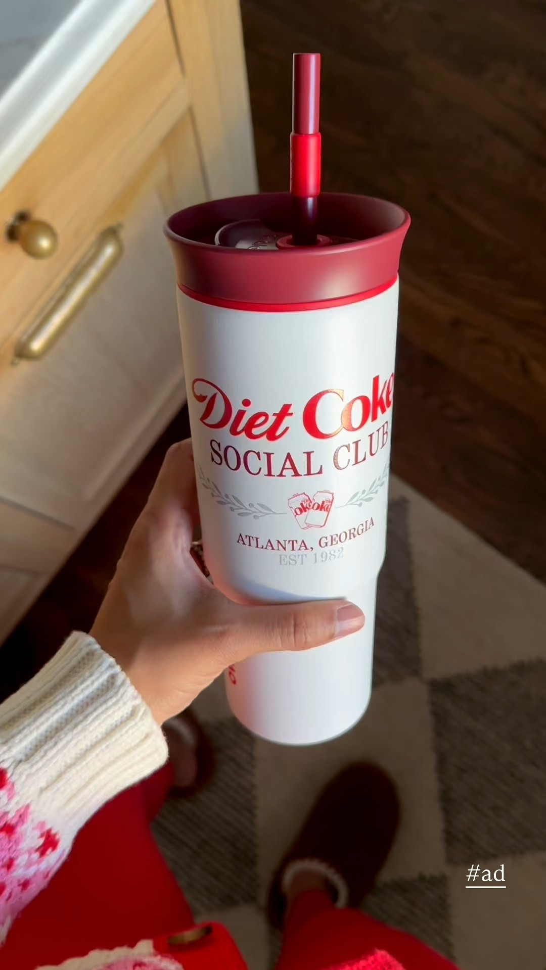 #AD Shop the limited-time exclusive collaboration between Diet Coke and Owala exclusively at Target — all 4 bottles are adorable!

@target @owala @dietcoke #TargetPartner #Target #Owala #DietCoke #OwalaTargetExclusive 