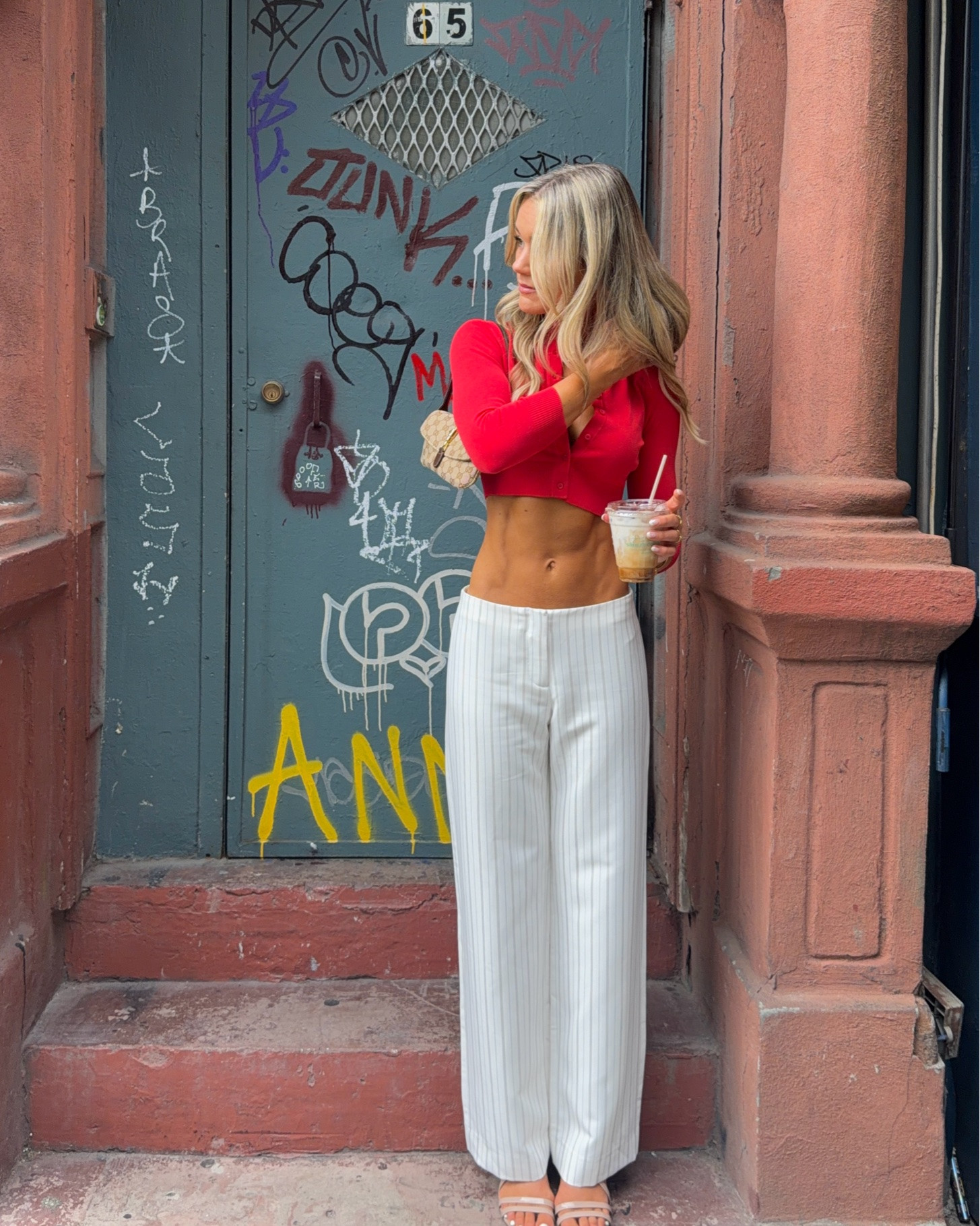 obsessed with these @abercrombie trousers (wearing regular length and am 5’7) – cardigan is Tiger Mist ❤️