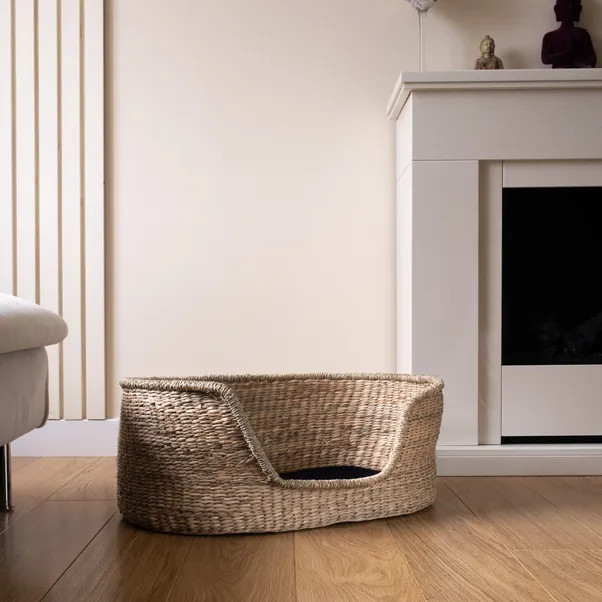 Natural Seagrass Pet Bed | Dunelm (migrated)