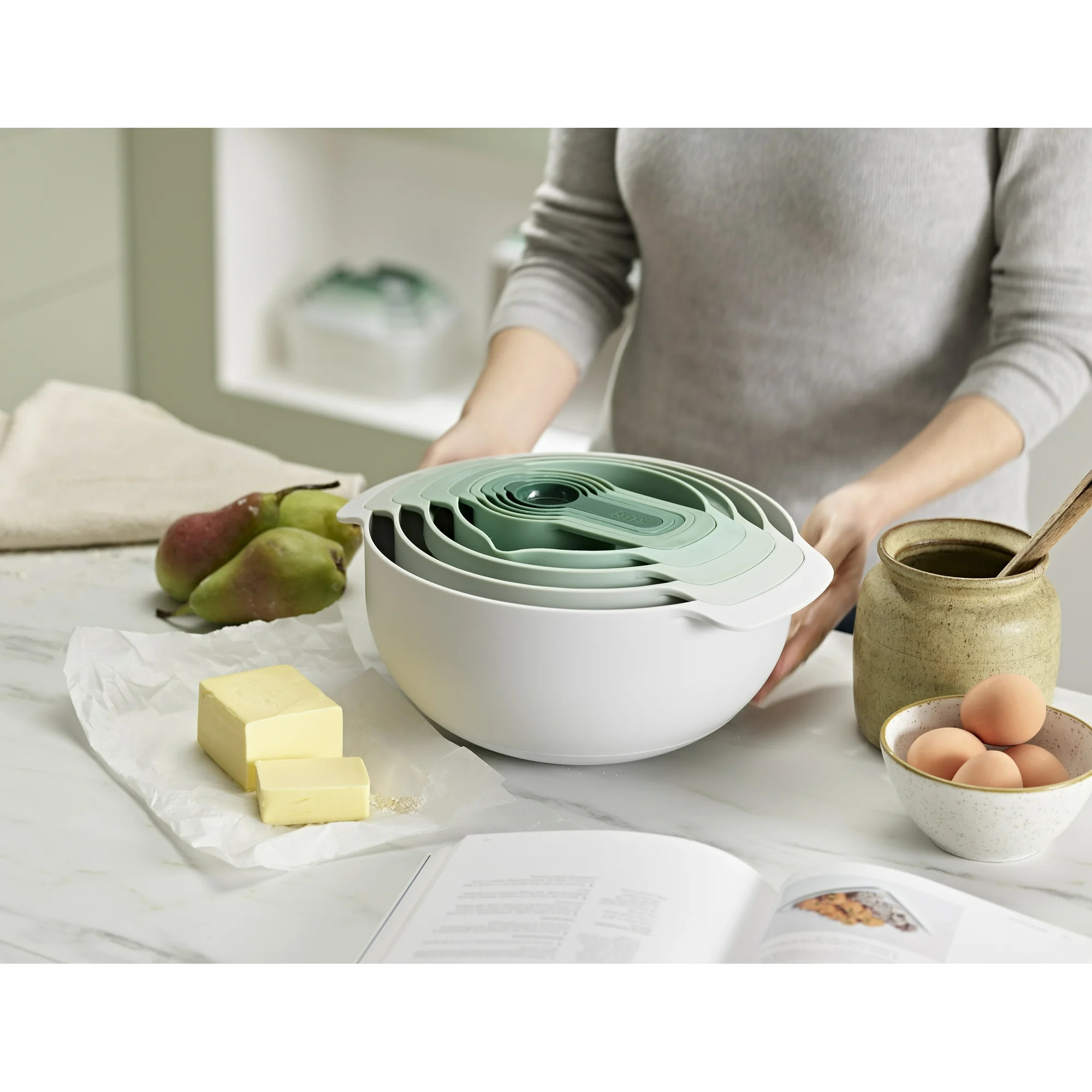 Joseph Joseph Nest 9-Piece Food Preparation Set with Nesting Mixing Bowls and Measuring Cups | Walmart (US)