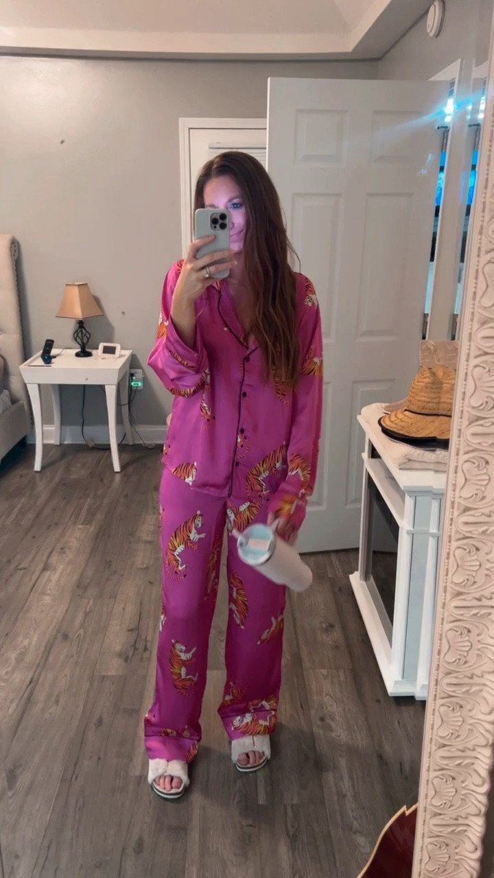 Matchy matchy pajamas are just a MUST HAVE!! 

PLUS, they are still ON SALE for under $25!!! ✨

I have NEVER been one to have matching pajamas or wear anything remotely cute to lounge in; I’ve always just been a basic tshirt and my husbands boxers kind of girl. BUT, as I’ve gotten older I just appreciate the softness of silk pajamas and something about the matching set and cute prints/colors just makes my mood instantly better! 

I’m wearing the US size 6. I could have gone up a size for the pants in the waist band BUT they still fit great! 



#LTKsalealert #LTKFind #LTKunder50