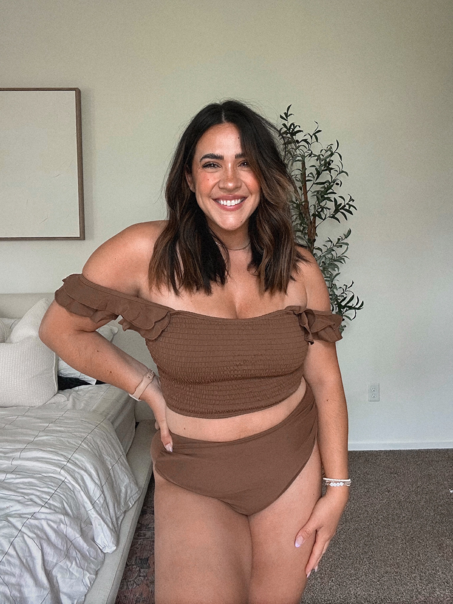  Midsize and MOM approved two piece set. Also large chest friendly. 
SIZE XL

Beach style, two piece swim suit, swimwear, shein, amazon, midsize, curvy, apple shape, thick tummy, high waist swimsuit.

#LTKcurves #LTKswim #LTKSeasonal
