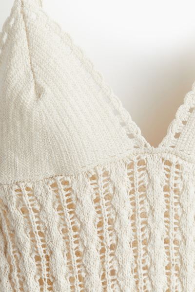 Crochet-look knitted dress - Cream - Ladies | H&M GB | H&M (UK, MY, IN, SG, PH, TW, HK)