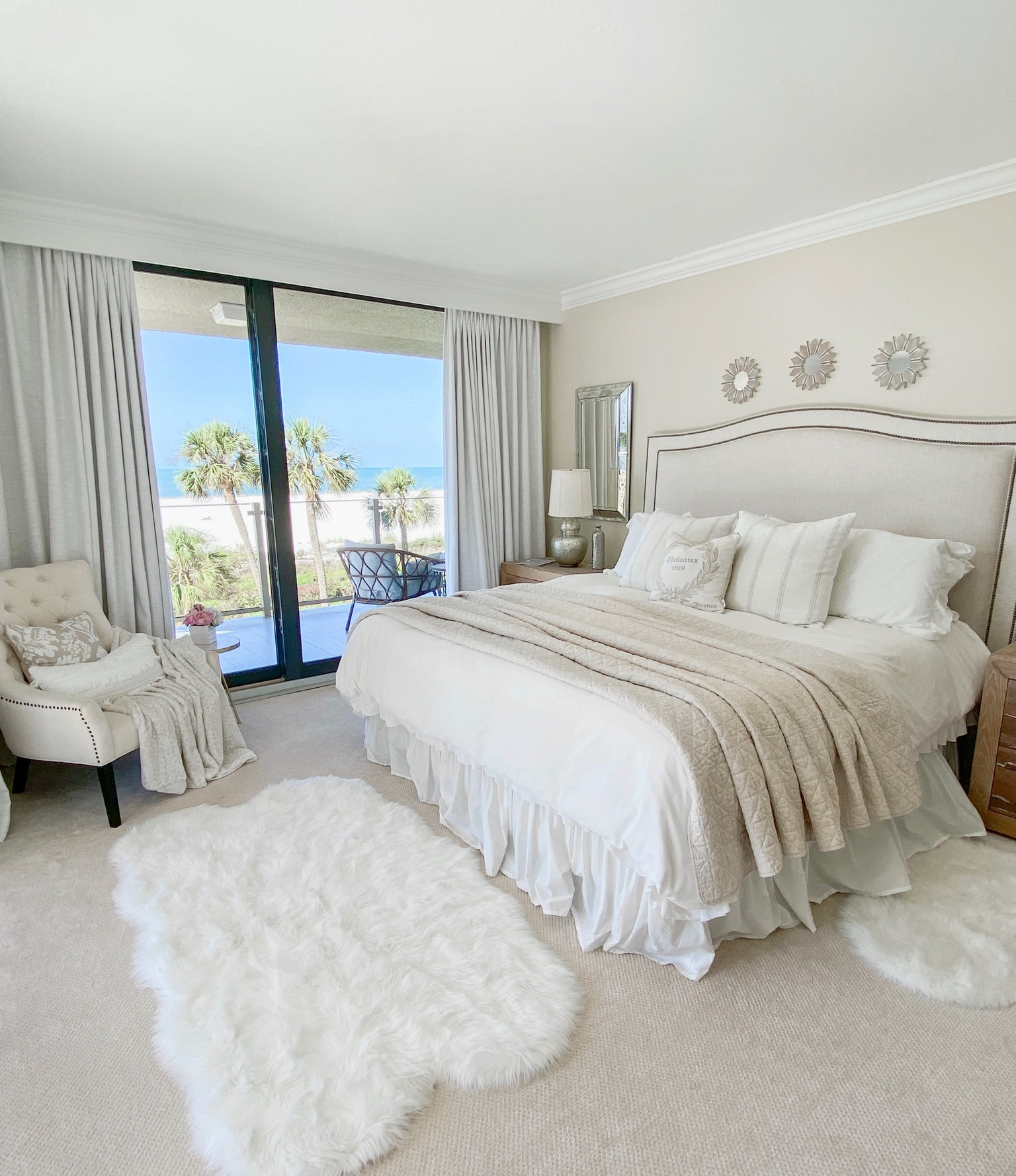 Beach house bedroom sources 


#LTKhome