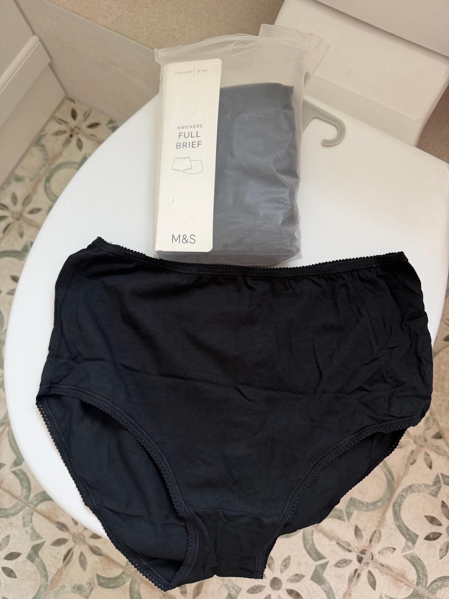 The best pants for postpartum!! Super comfy, fit a pad well and fit nicely above my scar x

#LTKmaternity