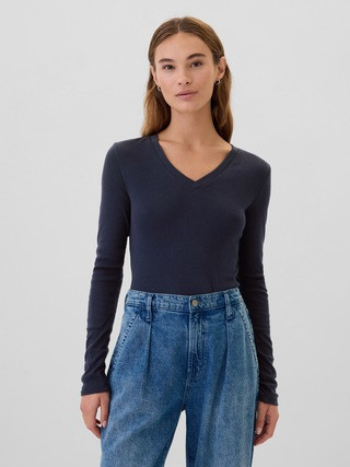 Favorite V-Neck T-Shirt | Gap Factory