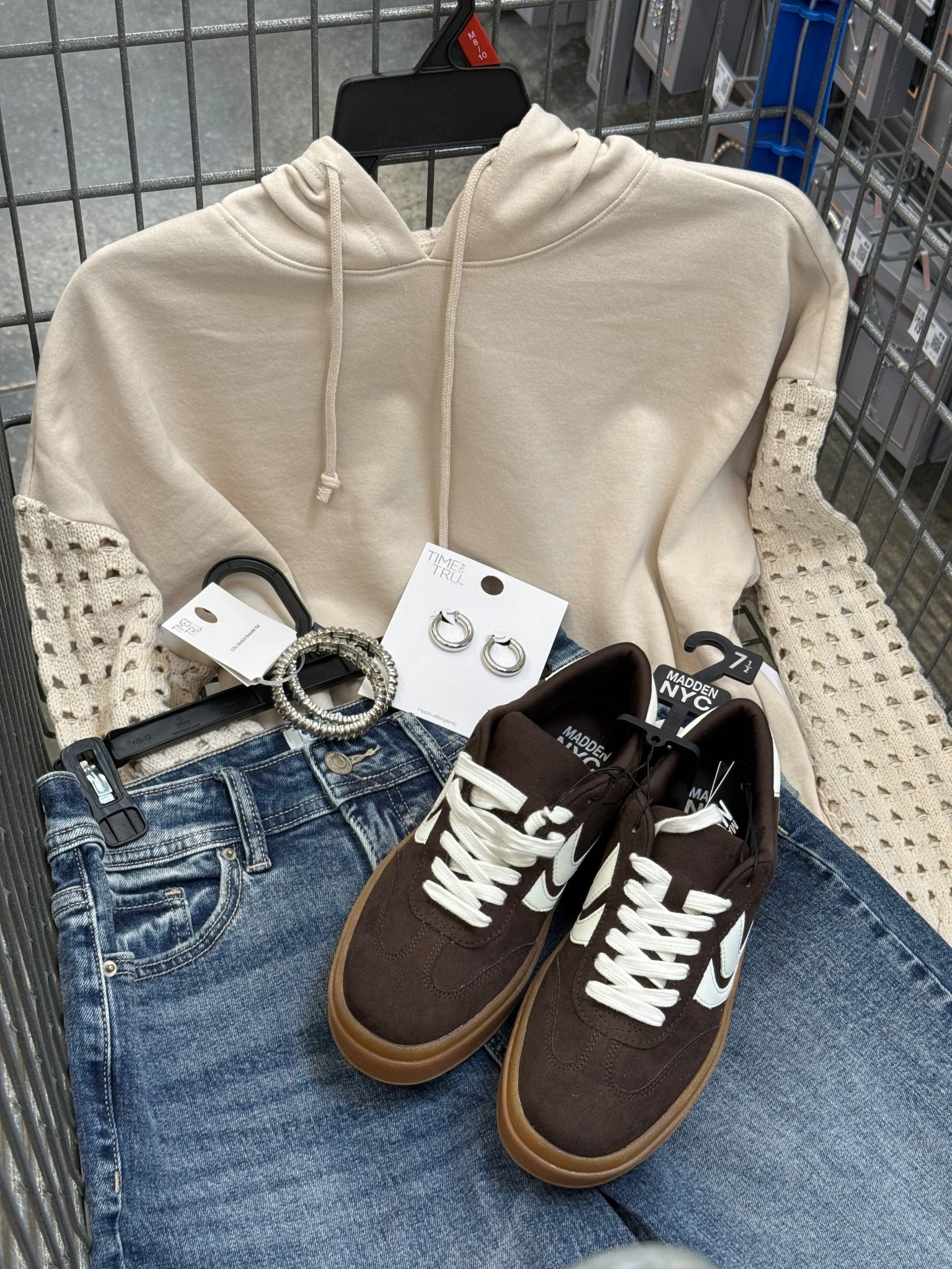 Cutest fall outfit to add to your wardrobe 🤎

#LTKStyleTip #LTKU #LTKFamily